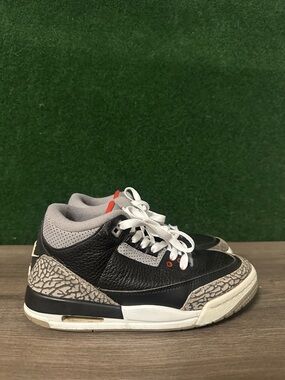 Jordan 3 Retro ‘Black Cement’ size 5Y